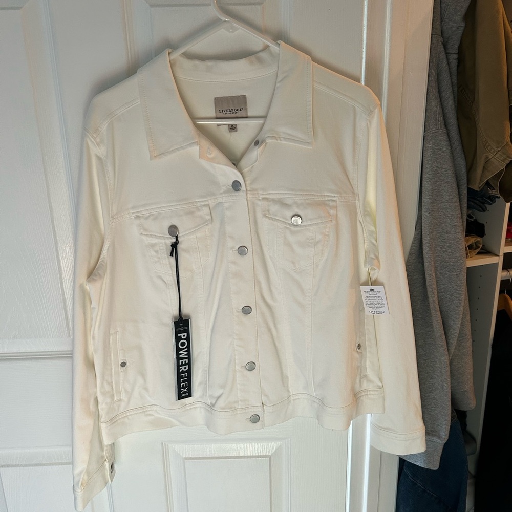 Women’s White denim jacket XL